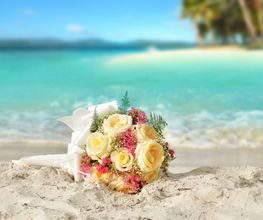 Heiraten am Strand von Sardinien Wir freuen uns über Ihren Anruf!