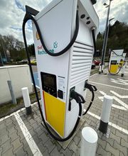 Shell Recharge Charging Station Bild 1