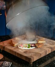 No Man's Land Cocktail Parlor & Eatery image 7