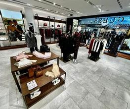 GUESS imagen 4