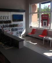uBreakiFix - Phone and Computer Repair image 9