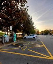 Shell Recharge Charging Station Bild 1