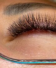 Beauty Salon by Barbora Porsova Bild 7