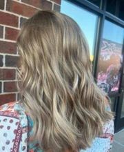 Fantastic Sams Cut & Color image 12