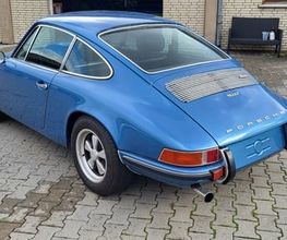 Die ENVER UG ist eine erfahrene Porsche Werkstatt am Nürburgring mit besonderem Fokus auf klassische Porsche Modelle und Oldtimer. Fachgerechte Betreuung, technisches Know-how und ein tiefes Verständnis für historische Fahrzeuge stehen im Mittelpunkt.