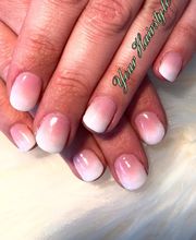 Babyboom Gel-Nägel mit Laurii Pulvergelstystem