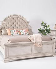 Mor Furniture for Less image 4