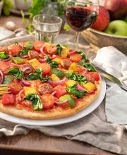 MUNDFEIN vegane Pizza Valeria mit pflanzlicher Merguez von Redefine Meat