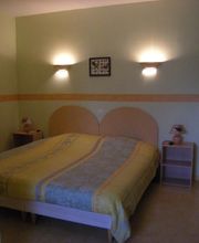 Relais De Malvoisine image 13