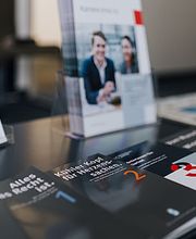 Notar Andreas Greger, in Ingolstadt berät Sie als juristischer Experte und klärt sie umfassend über die Bedeutung derartiger Rechtsgeschäfte auf. Er wahrt die Interessen sämtlicher Vertragsteile durch rechtssichere Formulierungen und gewährleistet, dass rechtlich Unerfahrene nicht benachteiligt werden. Er beurkundet Rechtsgeschäfte und erledigt als vertrauenswürdige Schnittstelle zwischen den Vertragspartnern, Behörden, Gerichten und Finanzämtern den reibungslosen Vollzug der Urkunden. So sorgt er für Rechtssicherheit und Rechtsfrieden.