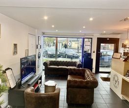 Le Phoenix Barber Institut image 12