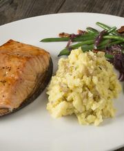 J. Gilbert's Wood-Fired Steaks & Seafood McLean image 1