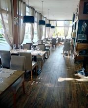 Le Plan B Café-Resto Bild 1