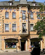 Aussenansicht der Mohren-Apotheke