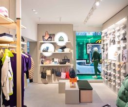 Lacoste Saint Etienne image 10
