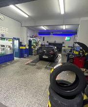 Castrol Service Euromaster Garaje Grand Prix imagen 4