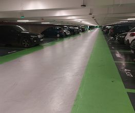 Saemes Parking Ternes image 3