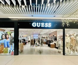 GUESS imagen 1