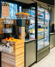 Junge Die Bäckerei. Bild 9