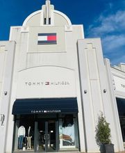 Tommy Hilfiger Outlet immagine 1