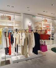 LACOSTE VALENCIA imagen 5