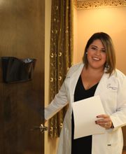 Karem Alvarez, MD image 3