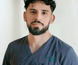 Dr. Armin Babak
