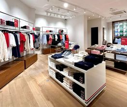 Tommy Hilfiger image 14