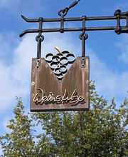 Schlick´s Restaurant in der Weinstube Mann Bild 1