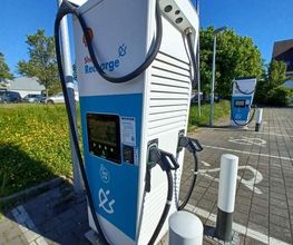 Shell Recharge Charging Station Bild 1