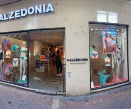 Calzedonia image 1