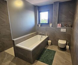 MB Home image 10