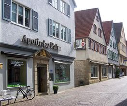 Aussenansicht der Apotheke Palm