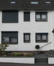 Kunststofffenster mit Vorsatzrollläden