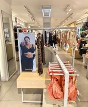 CHANTELLE Paris Rue de Rennes image 2