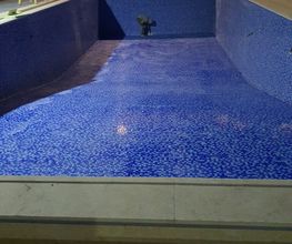 Schwimmbadbau