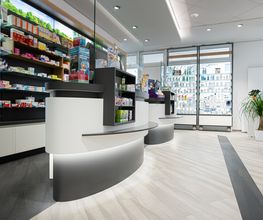 Hainbuchen-Apotheke Bild 3