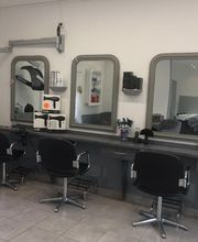 A FLEUR DE CHEVEUX image 12