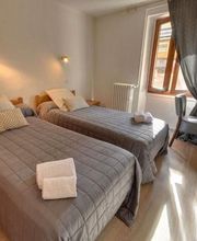 Hotel Du Cheval Blanc image 18