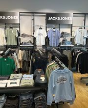 AWG Mode Center Kirchheim unter Teck Bild 7