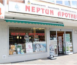 Aussenansicht der Neptun-Apotheke