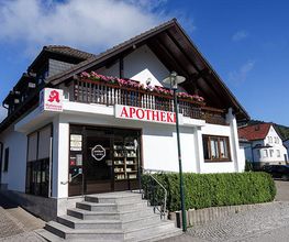 Aussenansicht der Hofwiesen-Apotheke