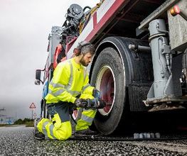 Super Dæk Service (SDS) & Bosch Car Service - Silkeborg billede 4