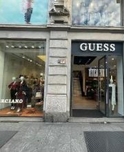 GUESS immagine 9