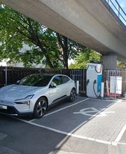 Shell Recharge Charging Station Bild 17