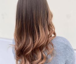 Coiffeur la fleur d'or Bild 4