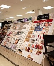 clarins-produits-pharmacie-sun-store-signy-centre