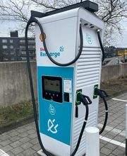 Shell Recharge Charging Station Bild 1