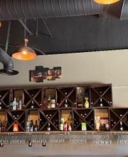VJ's BAR & BURGER image 11
