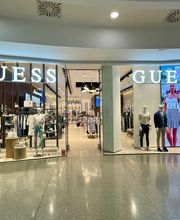 GUESS imagen 2